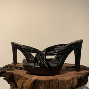 Authentic Yves Saint Laurent YSL Womens Leather and Wood Clog Shoes - Size 40